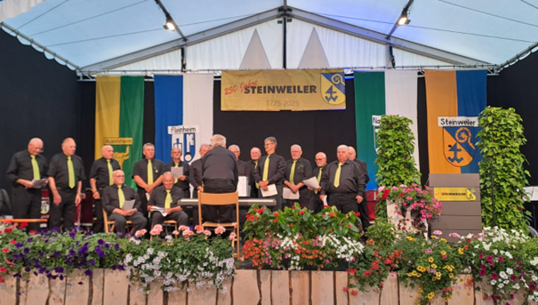 ‚Bühne frei‘ für den Männergesangverein Eintracht